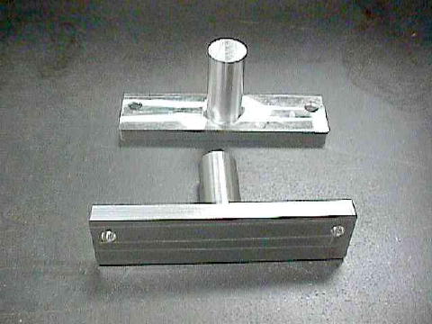 1_reader_bracket