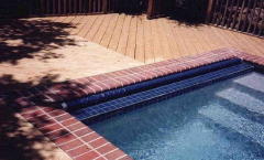 swimming_pool_cover_walk_on_lid_brick_blue_tile